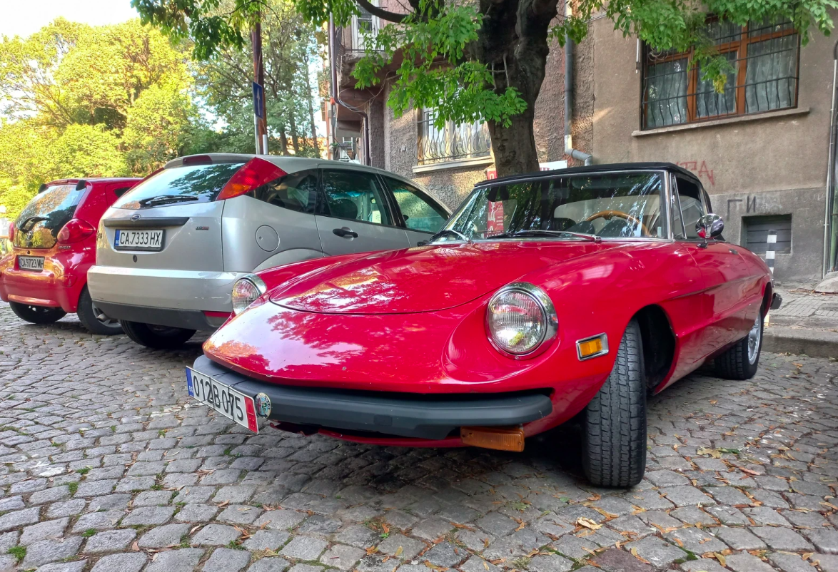 (1971) Alfa Romeo Spider S2 – A Collectible Icon in Immaculate Condition