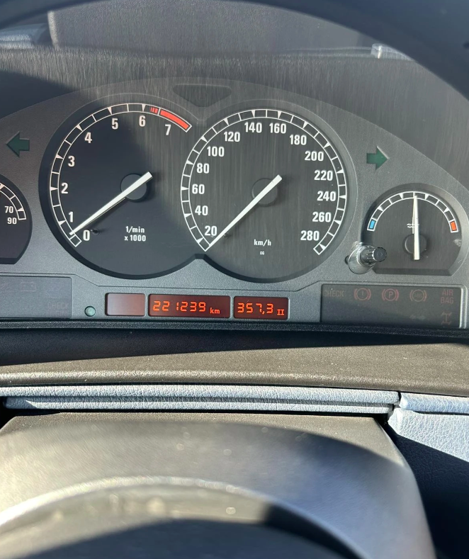 (1995) BMW 840 E31 – A Fully Restored Grand Tourer Icon