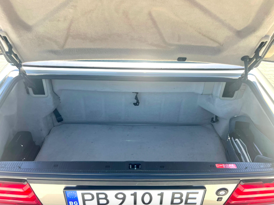 (1995) Mercedes-Benz SL 500 – A Timeless Roadster Icon