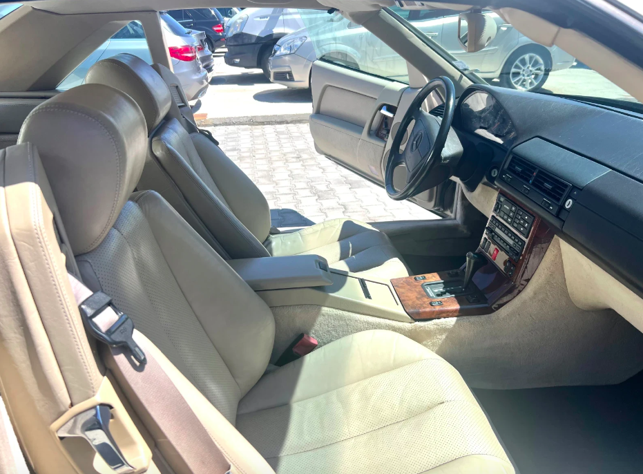 (1995) Mercedes-Benz SL 500 – A Timeless Roadster Icon