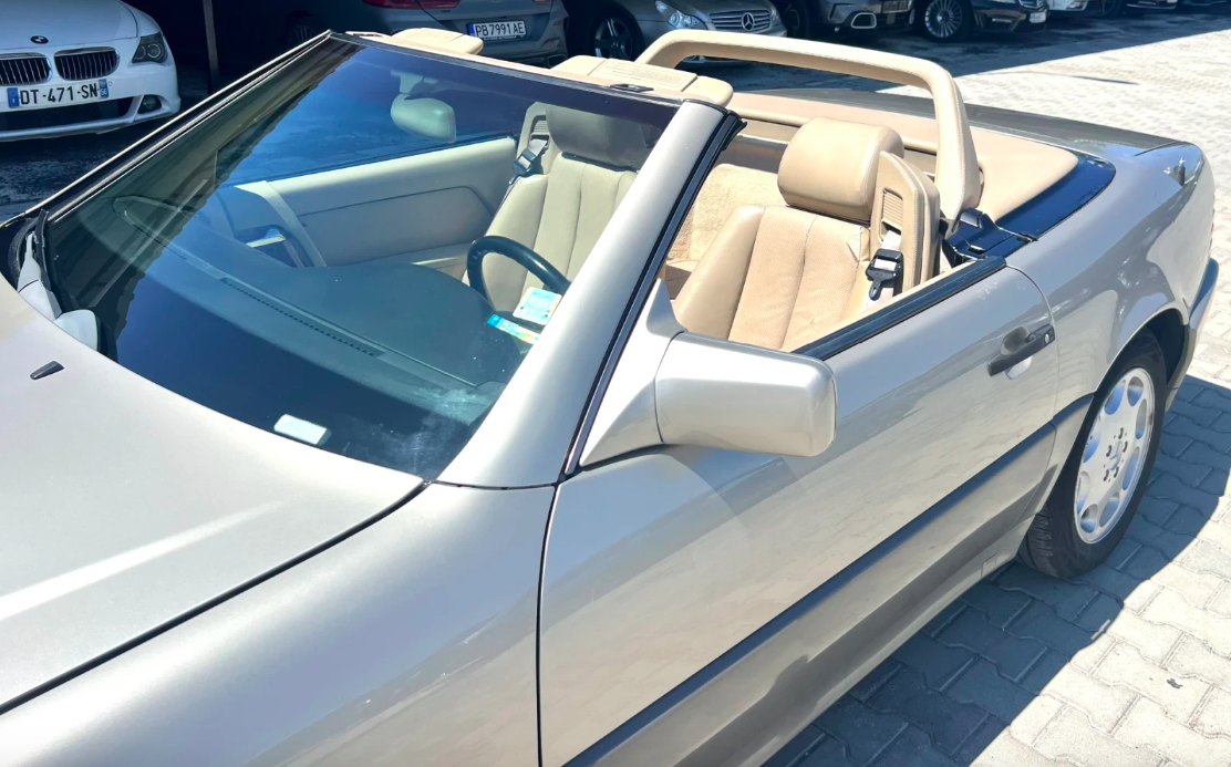 (1995) Mercedes-Benz SL 500 – A Timeless Roadster Icon