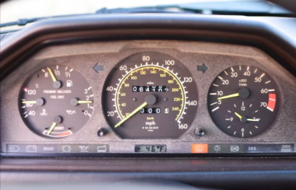 (1987) Mercedes-Benz W124 300E – A Timeless Executive Saloon in Exceptional Condition