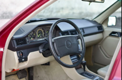 (1987) Mercedes-Benz W124 300E – A Timeless Executive Saloon in Exceptional Condition