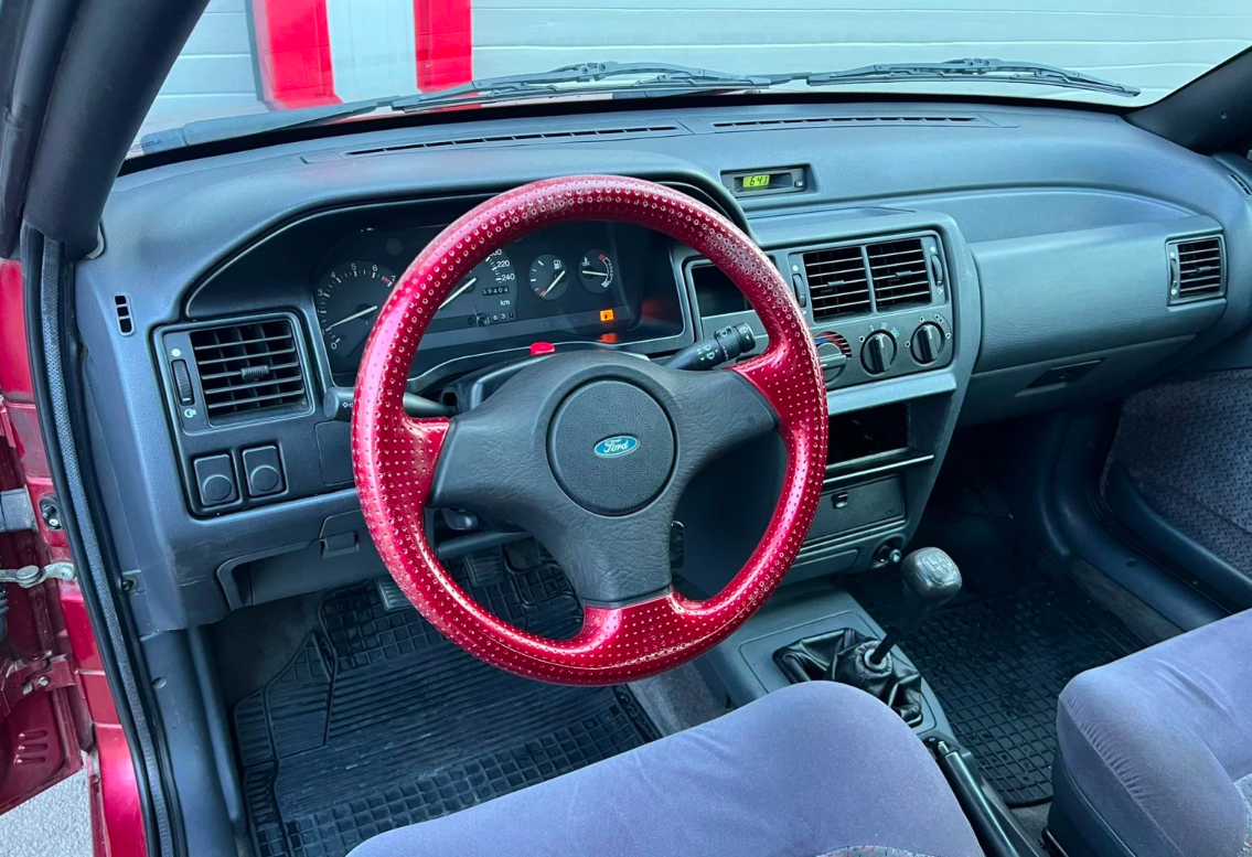 (1991) Ford Escort 1.6i Cabrio – A Well-Preserved German-Imported Classic