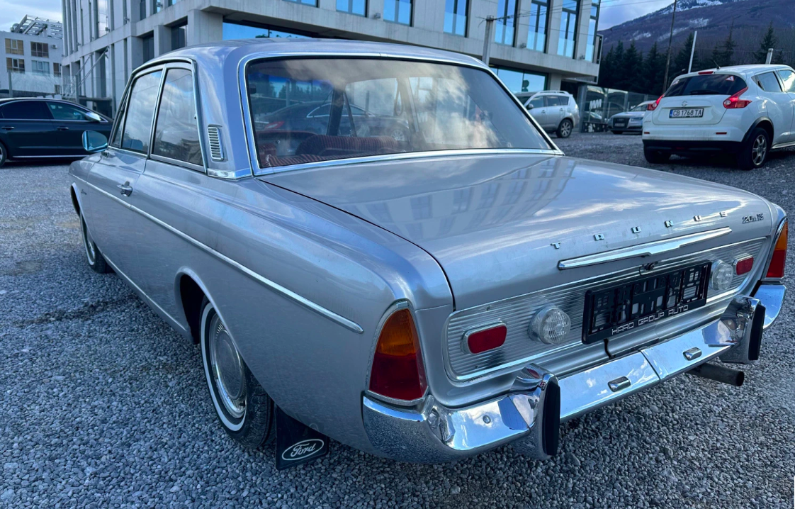 (1967) Ford Taunus 20M TS Coupé – Élégance d’une époque d’or