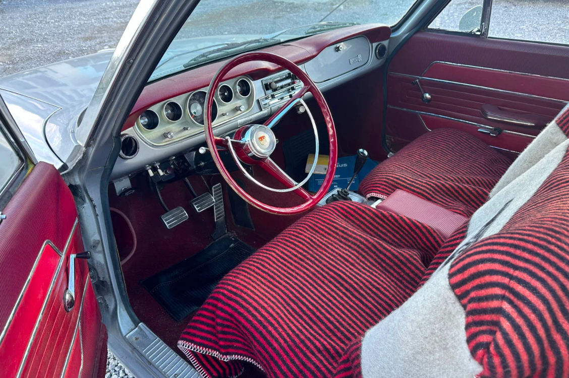 (1967) Ford Taunus 20M TS Coupé – Élégance d’une époque d’or