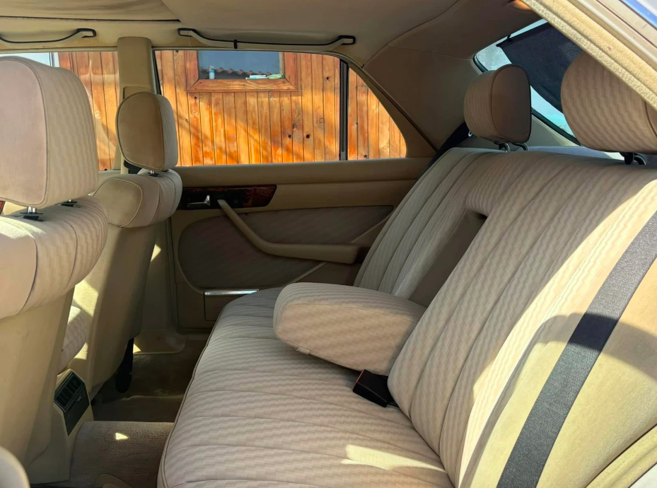 (1985) Mercedes-Benz 126 280SE – Een Klassieke Duitse Luxe Limousine