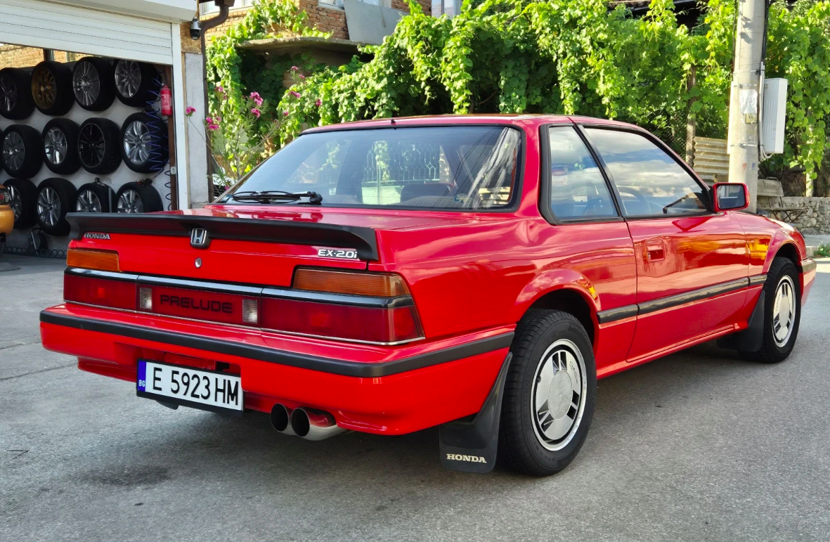 (1987) Honda Prelude – A Striking Japanese Classic with Timeless Appeal