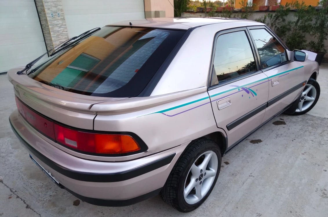 (1992) Mazda 323 – Betrouwbare en goed onderhouden Japanse klassieker